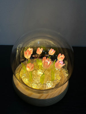 🌸 Lámpara de Cristal de Tulipanes en Esfera&nbsp;